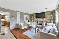 2646 Kenny Lane, Grove City, OH 43123