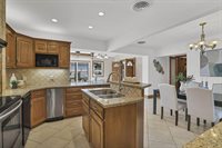 2646 Kenny Lane, Grove City, OH 43123