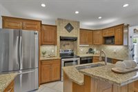 2646 Kenny Lane, Grove City, OH 43123