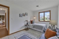 2646 Kenny Lane, Grove City, OH 43123