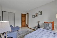 2646 Kenny Lane, Grove City, OH 43123