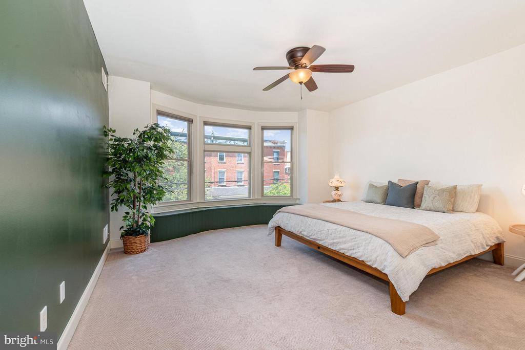 2015 Green Street, Harrisburg, PA 17102