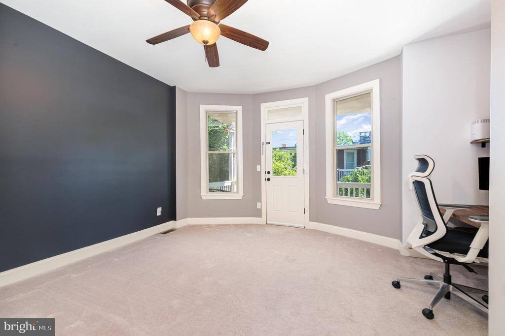 2015 Green Street, Harrisburg, PA 17102