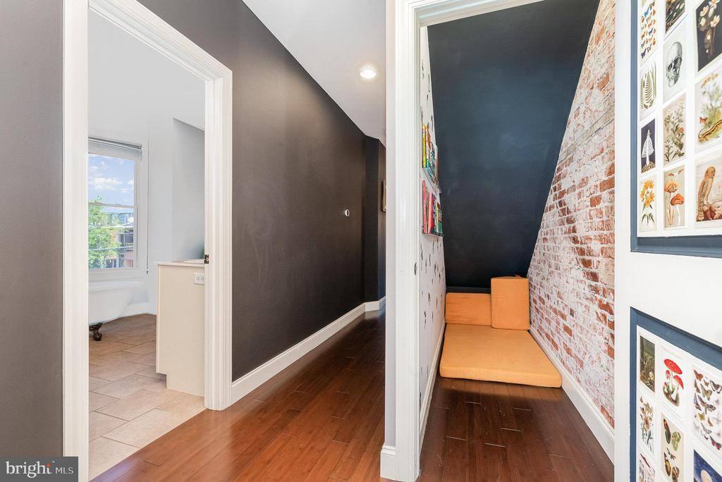 2015 Green Street, Harrisburg, PA 17102