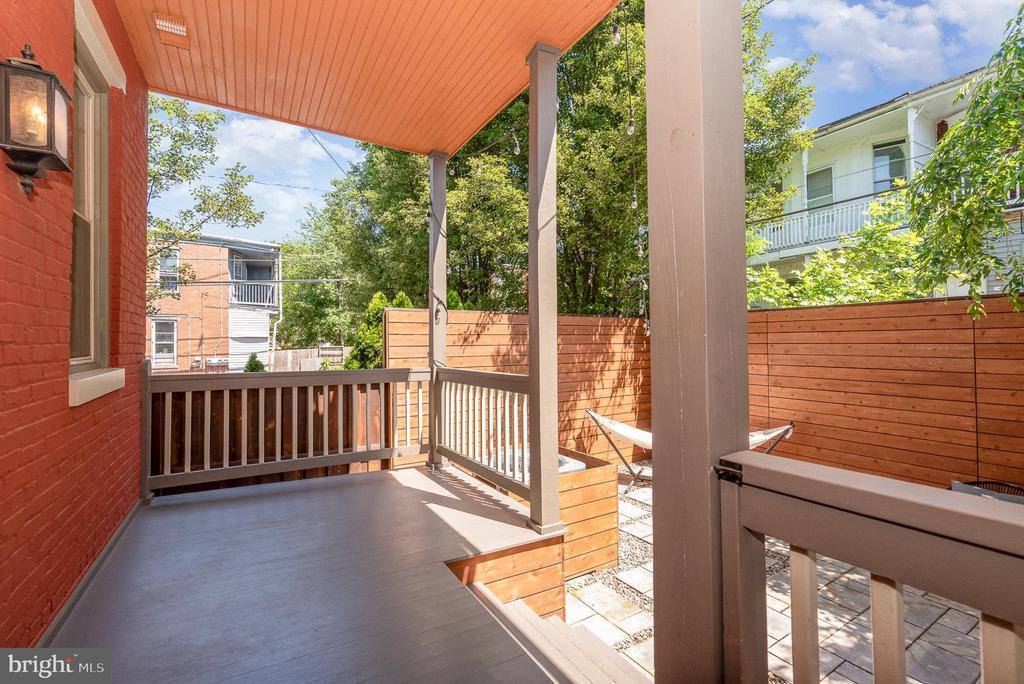 2015 Green Street, Harrisburg, PA 17102