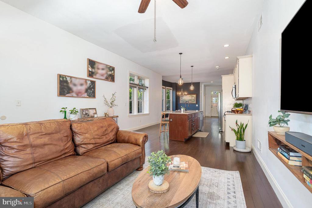 2015 Green Street, Harrisburg, PA 17102