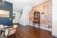 2015 Green Street, Harrisburg, PA 17102