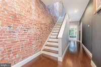 2015 Green Street, Harrisburg, PA 17102