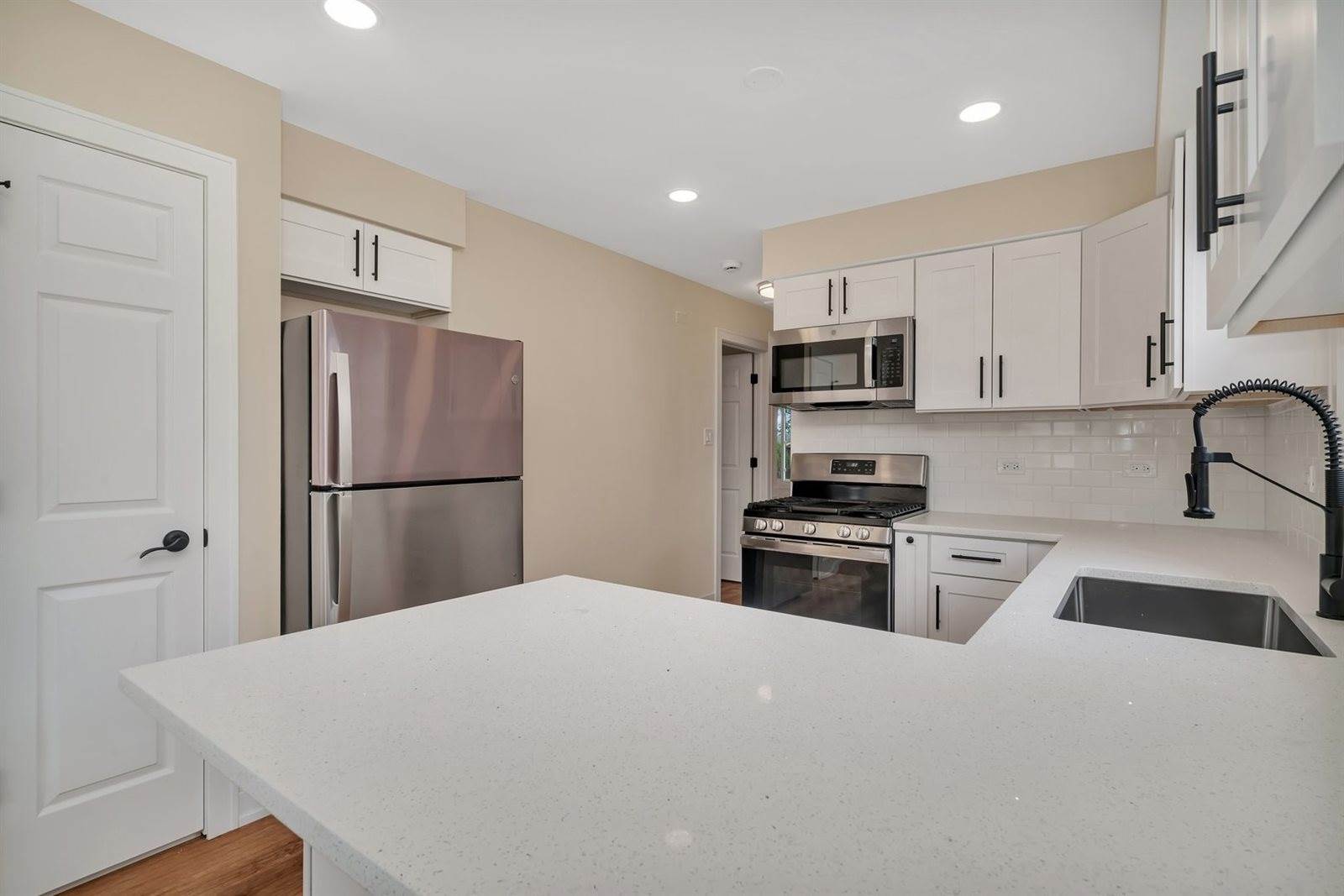 18024 Birch Avenue, Country Club Hills, IL 60478