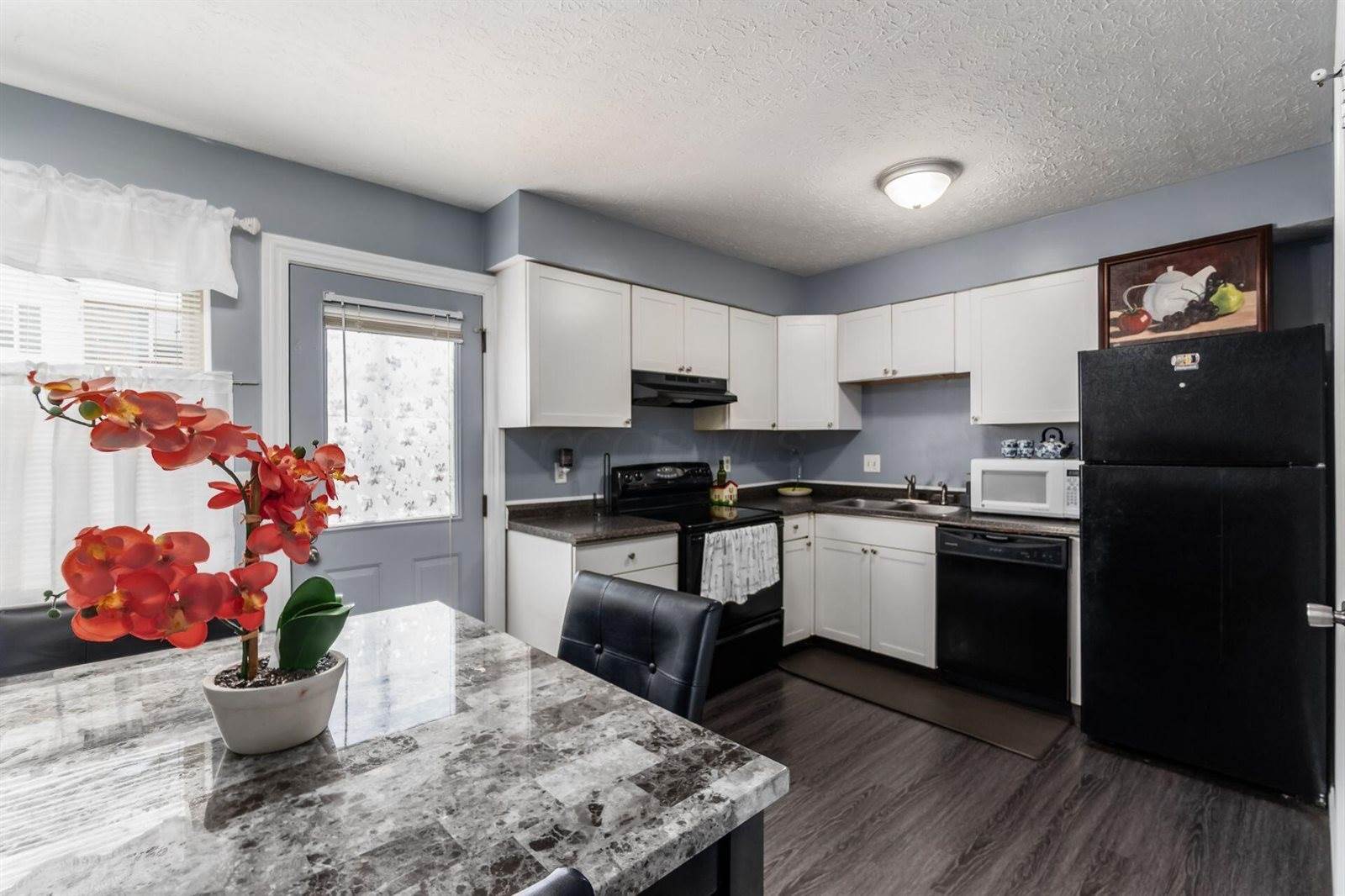 7306 Cimmaron Station, Columbus, OH 43235