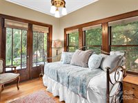 24 Shelton Street, Waynesville, NC 28786