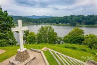 24 Shelton Street, Waynesville, NC 28786