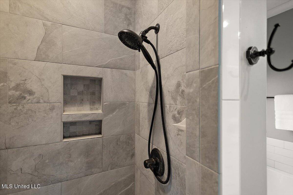 107 Sweetbriar Circle, Canton, MS 39046