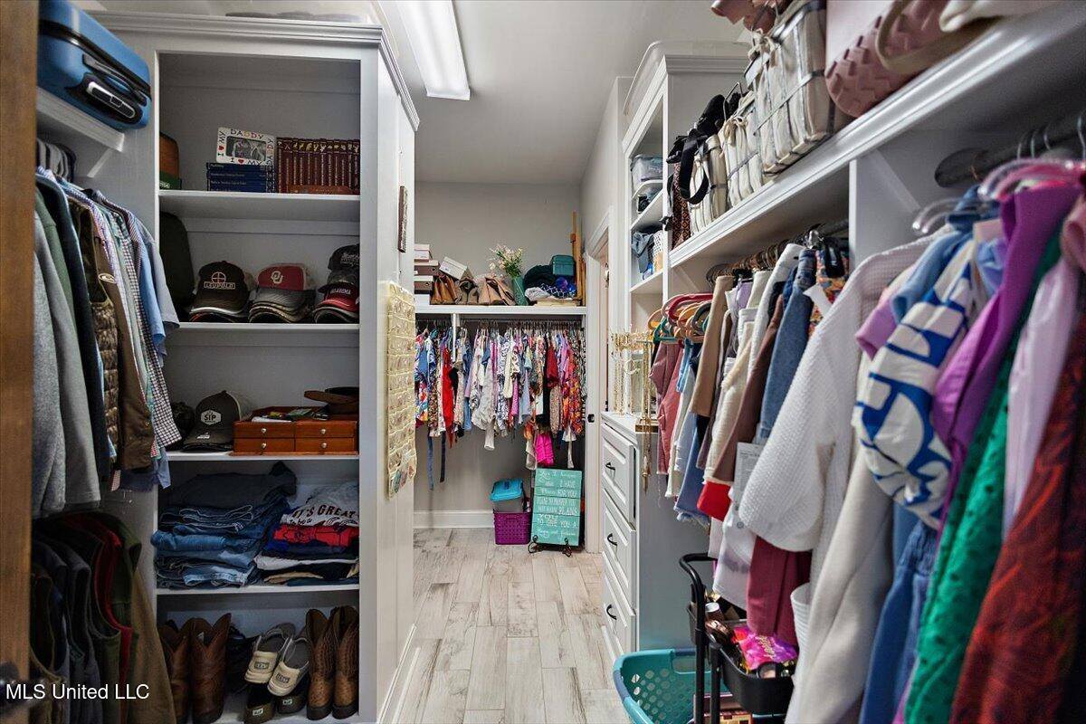 107 Sweetbriar Circle, Canton, MS 39046