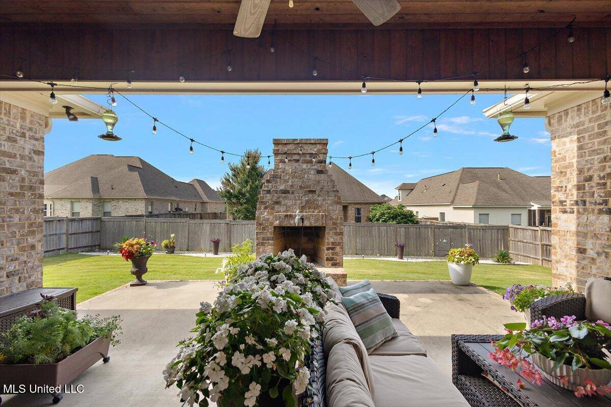 107 Sweetbriar Circle, Canton, MS 39046