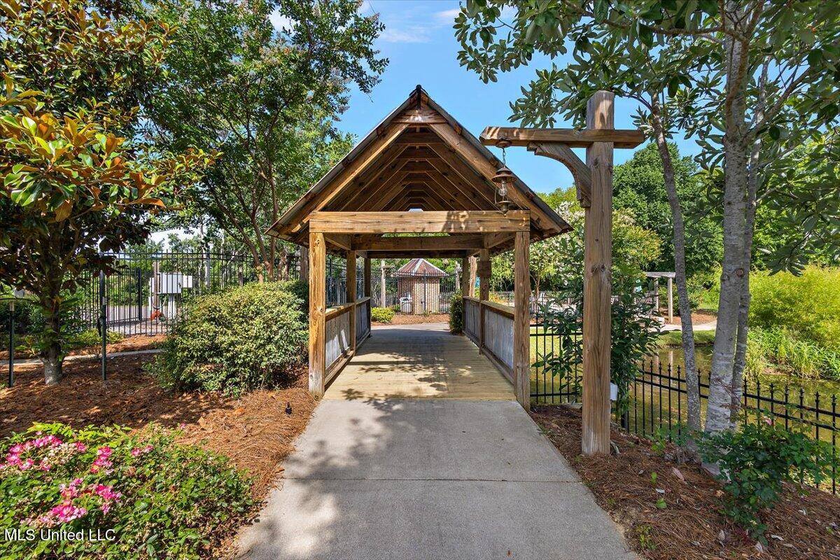 107 Sweetbriar Circle, Canton, MS 39046