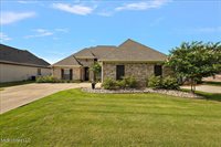 107 Sweetbriar Circle, Canton, MS 39046