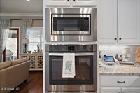 107 Sweetbriar Circle, Canton, MS 39046