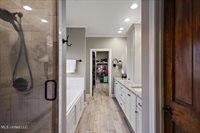 107 Sweetbriar Circle, Canton, MS 39046