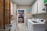 107 Sweetbriar Circle, Canton, MS 39046