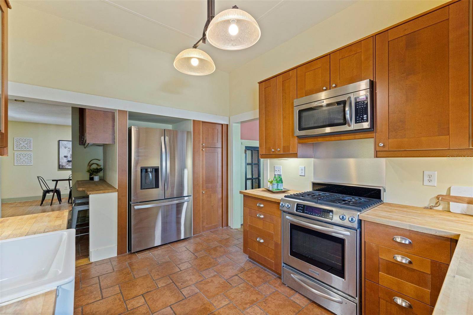 202 39TH Avenue South, Saint Petersburg, FL 33705