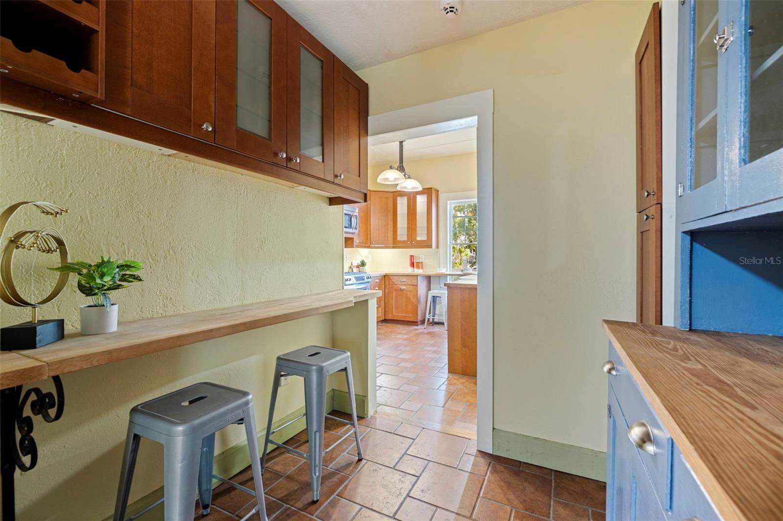 202 39TH Avenue South, Saint Petersburg, FL 33705