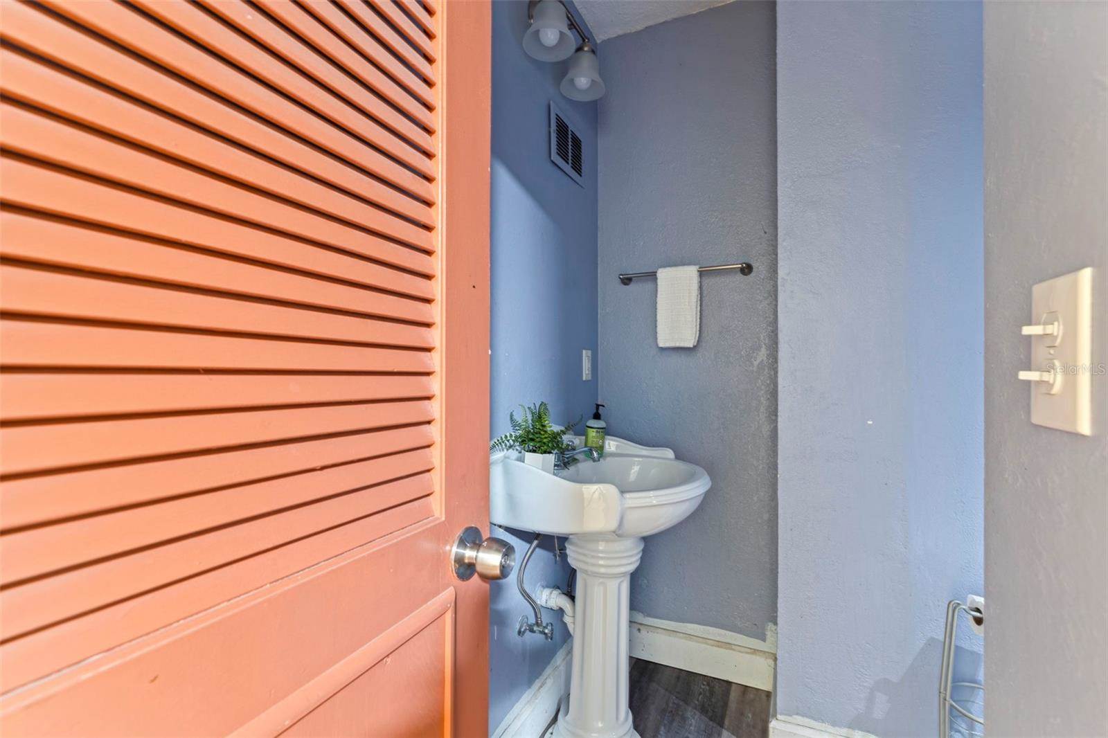 202 39TH Avenue South, Saint Petersburg, FL 33705