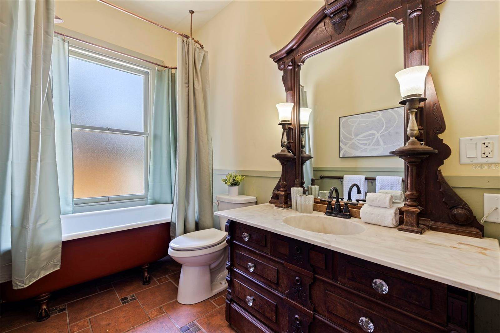 202 39TH Avenue South, Saint Petersburg, FL 33705