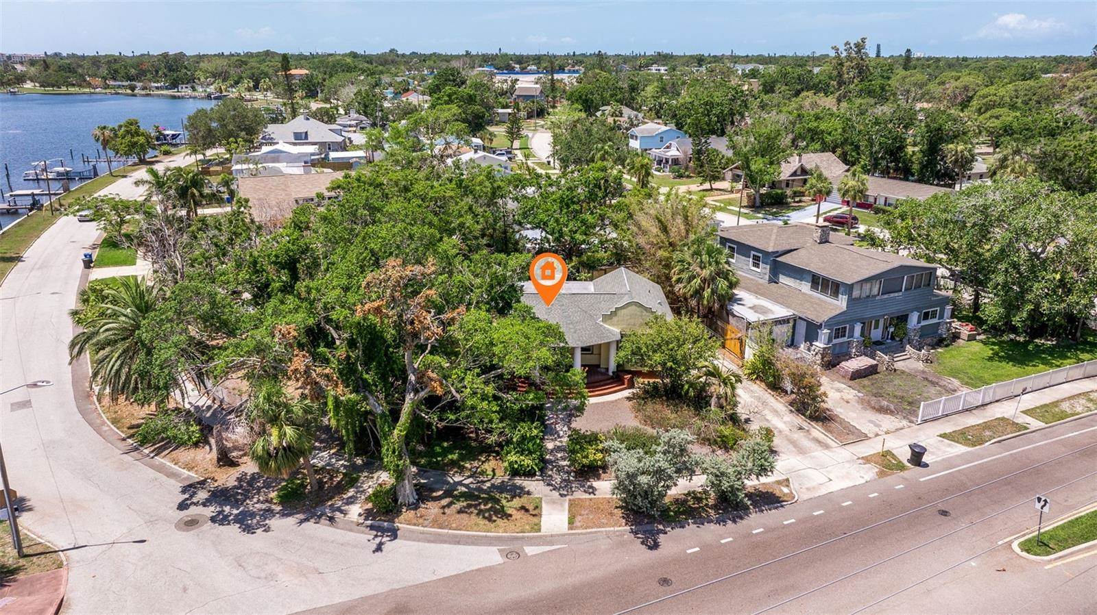 202 39TH Avenue South, Saint Petersburg, FL 33705