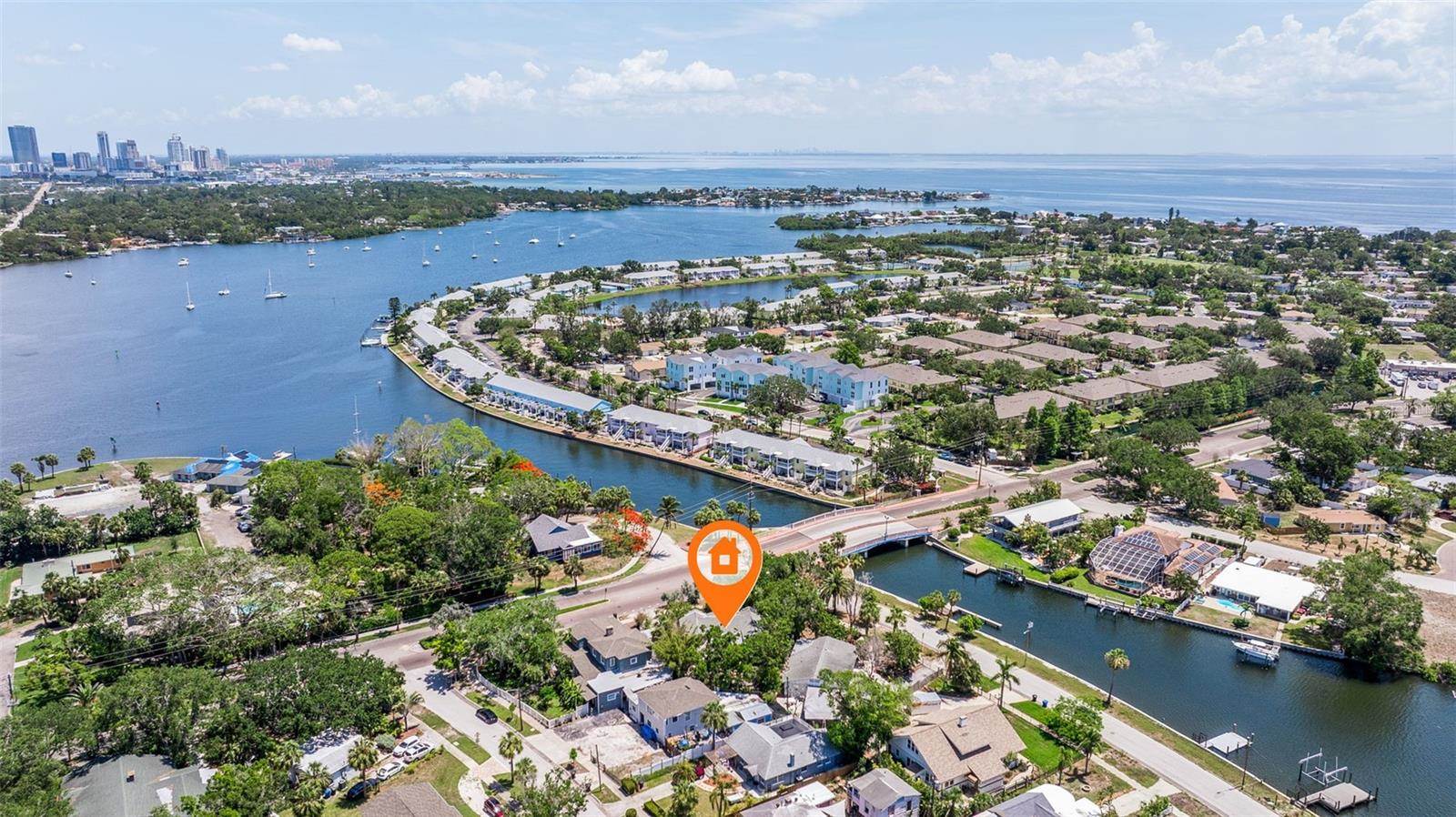 202 39TH Avenue South, Saint Petersburg, FL 33705