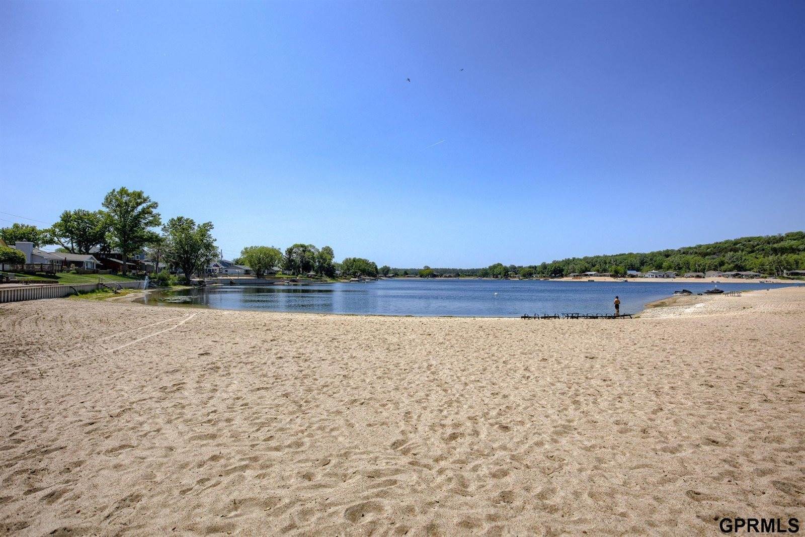 17214 Chalet Drive, Bellevue, NE 68123