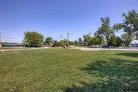 17214 Chalet Drive, Bellevue, NE 68123