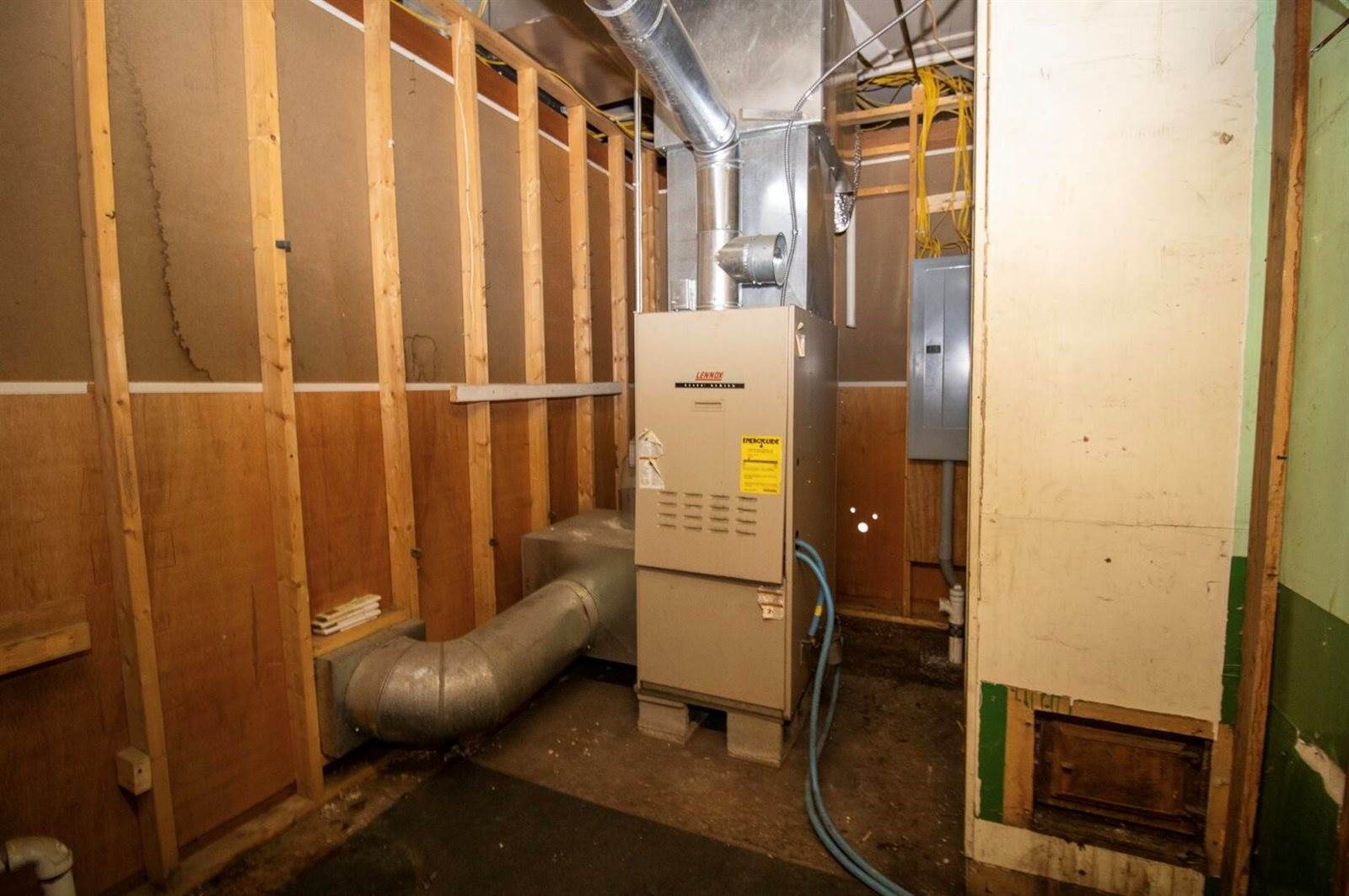 13 Summer Street, Dover-Foxcroft, ME 04426