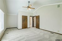 5617 South 93rd Street, Omaha, NE 68127