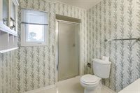 5617 South 93rd Street, Omaha, NE 68127