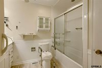 5617 South 93rd Street, Omaha, NE 68127