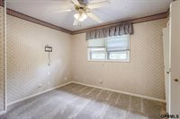 5617 South 93rd Street, Omaha, NE 68127