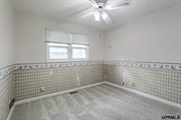 5617 South 93rd Street, Omaha, NE 68127