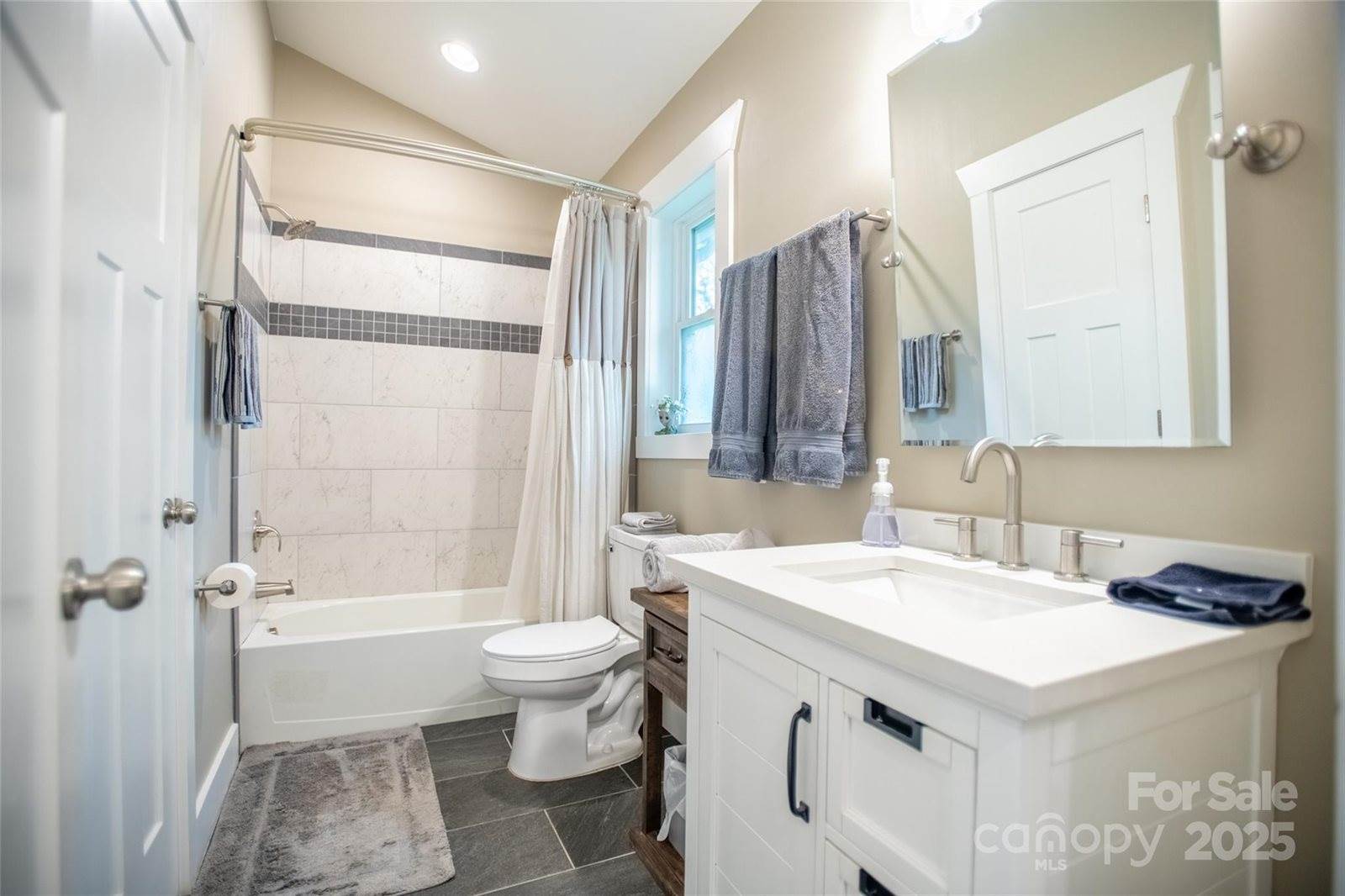 400 Wall Street, Waynesville, NC 28786