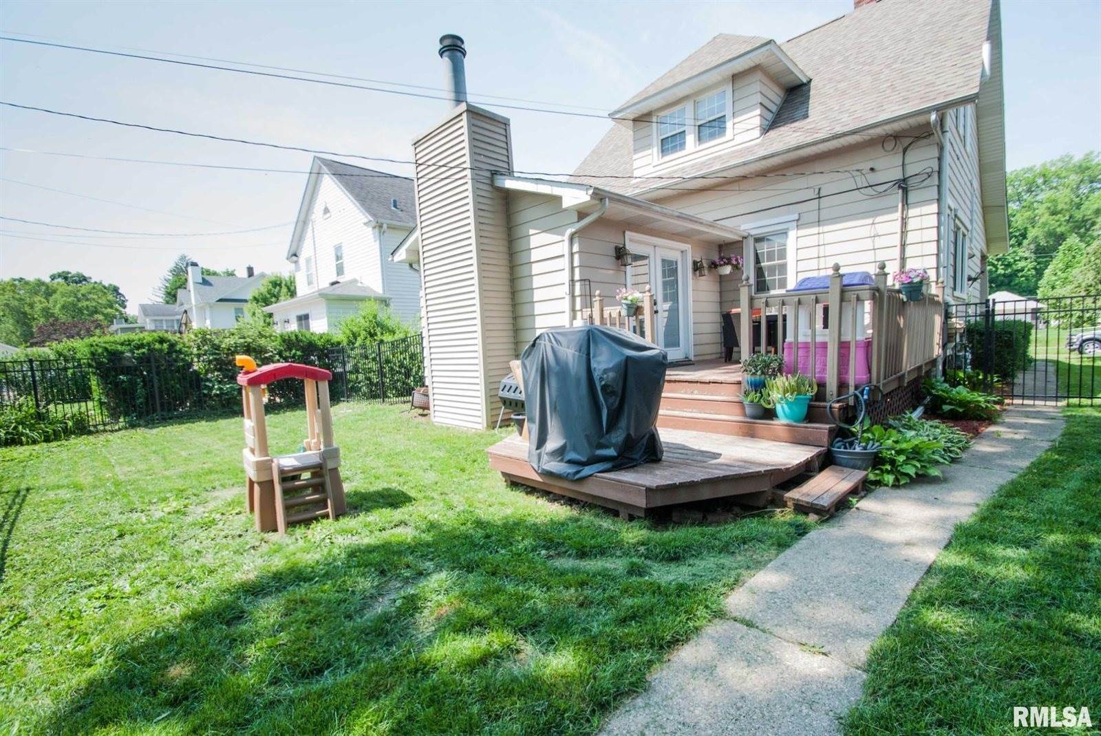 2326 13TH Street, Moline, IL 61265