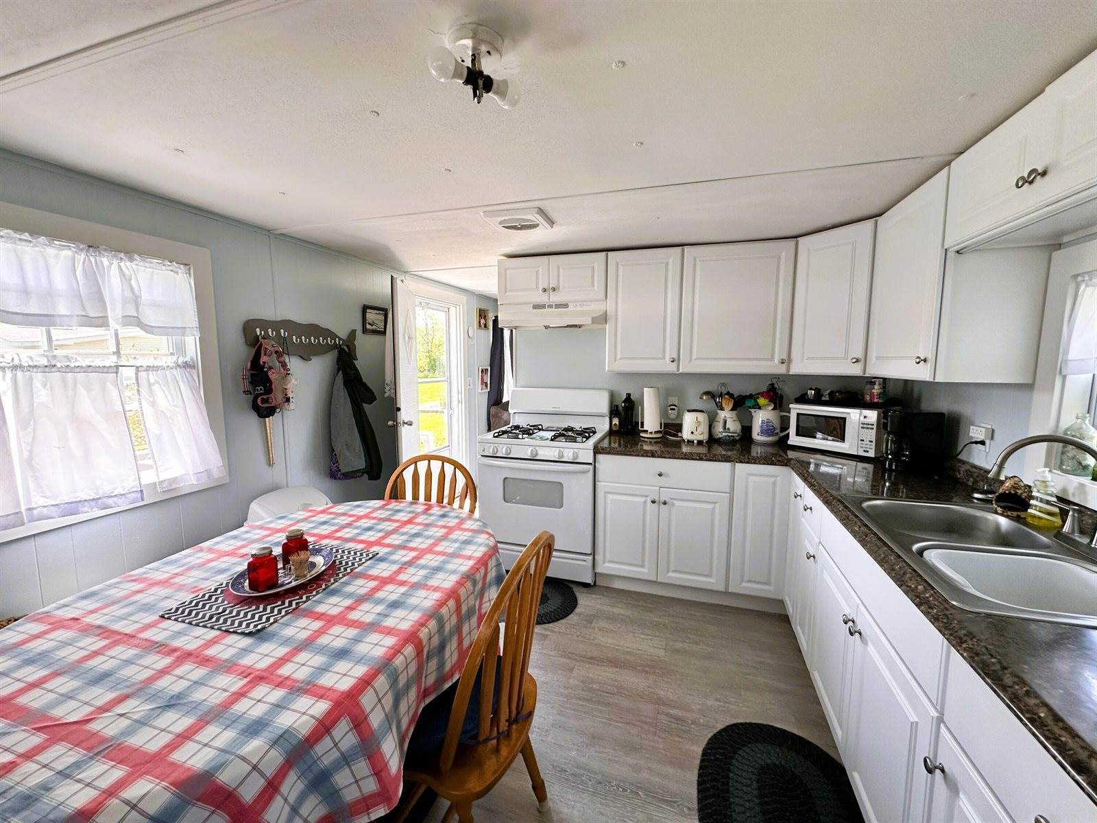 20 Mortland Road, Searsport, ME 04974