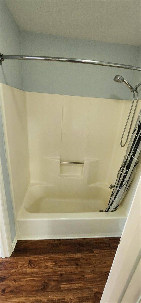 2435 Post Oak Rd, Salem, VA 24153