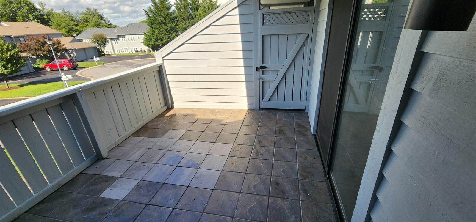 2435 Post Oak Rd, Salem, VA 24153