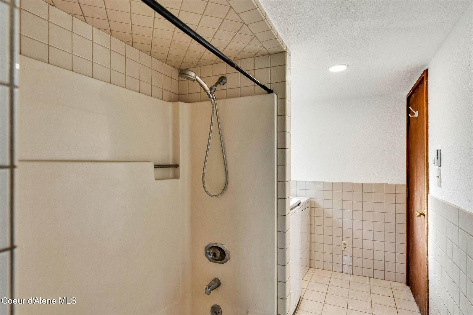 4737 West Reeves St, Coeur d'Alene, ID 83814