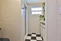 7355 Cass Circle, Sarasota, FL 34231