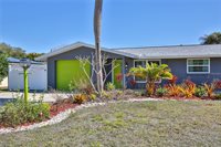 7355 Cass Circle, Sarasota, FL 34231