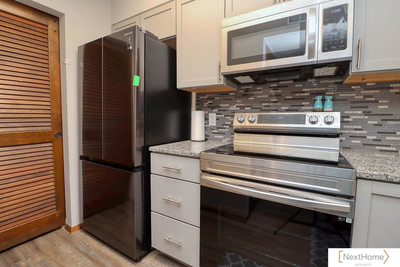 4115 North 45th Street Court, Lincoln, NE 68504