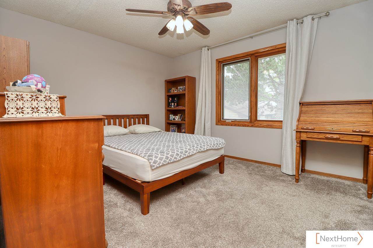 4115 North 45th Street Court, Lincoln, NE 68504