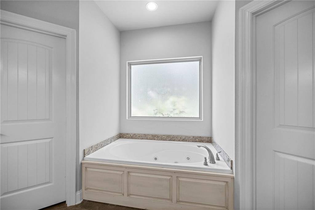 26402 LA-40 Highway, Folsom, LA 70437