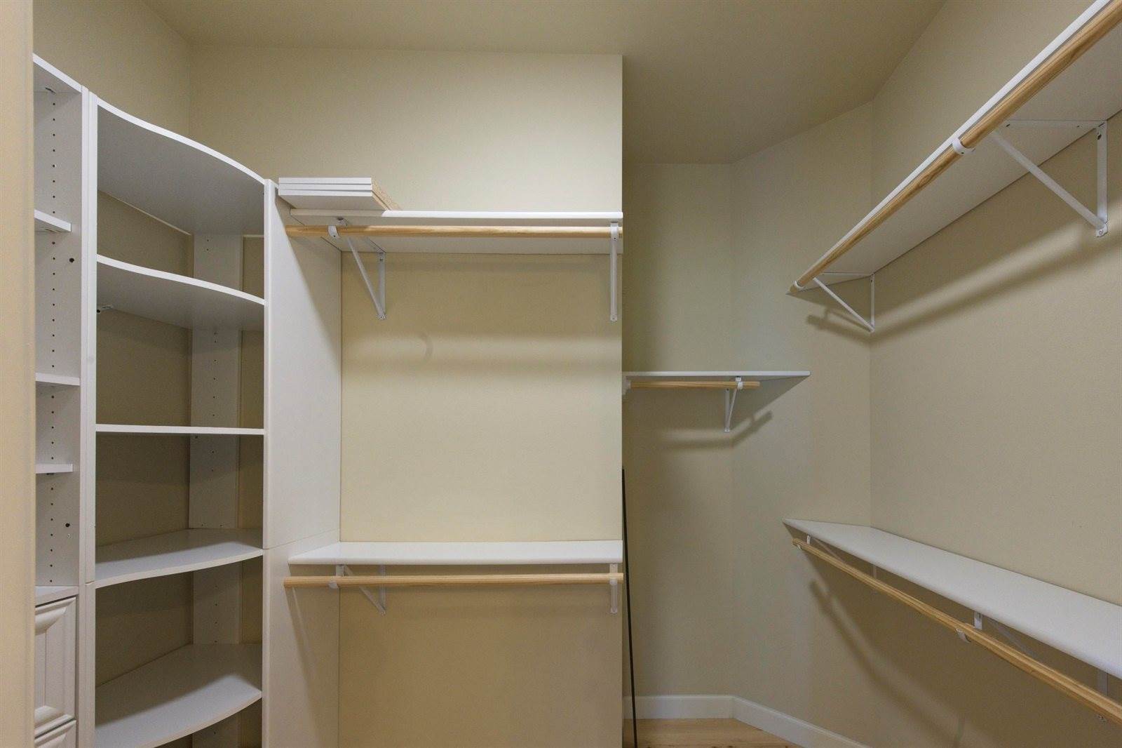 4561 Golf Drive, Windsor, WI 53598